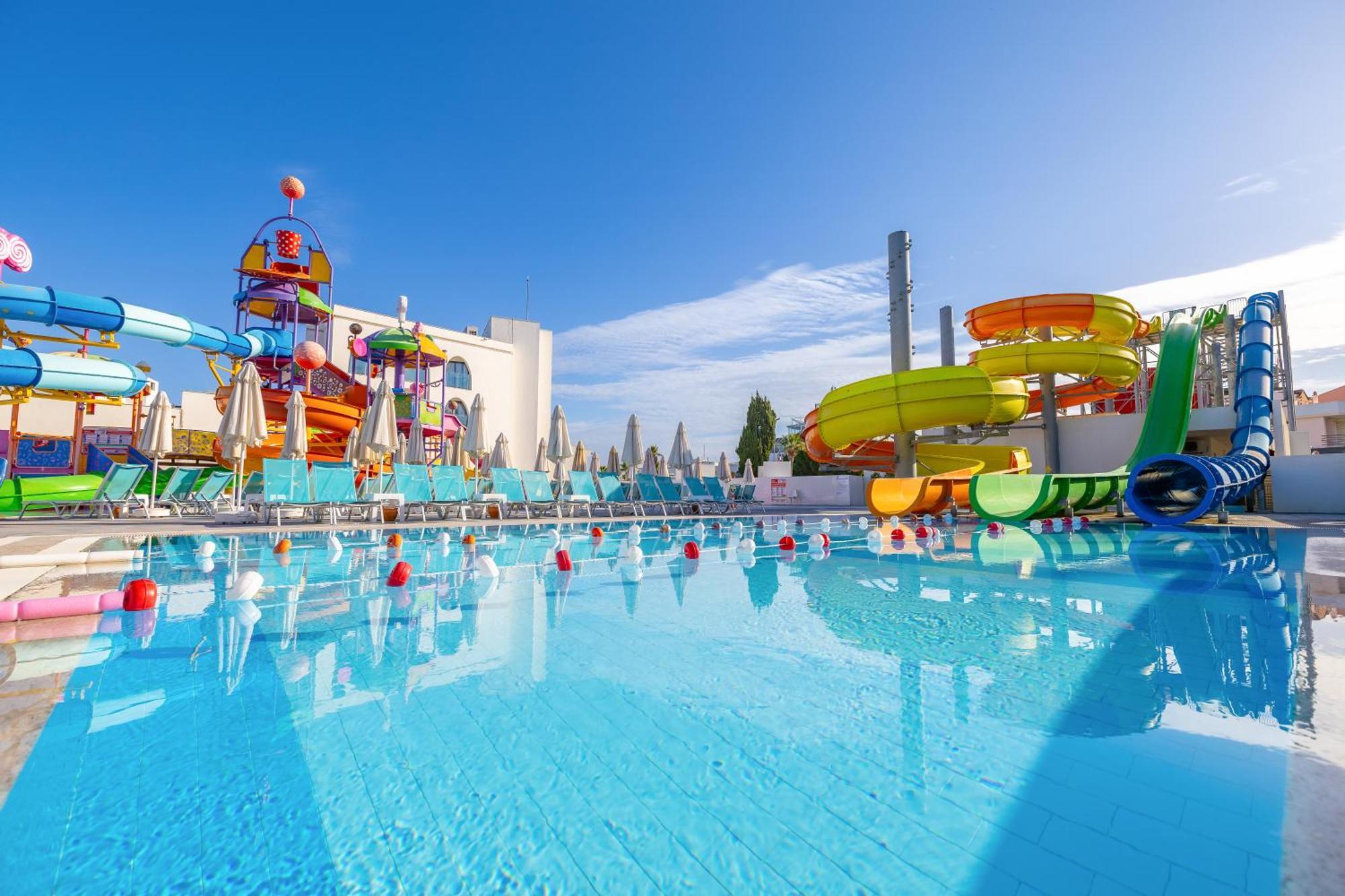 Infinity By Yelken Aquapark&Resorts 쿠사다시 외부 사진